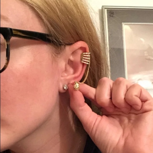 Henri Bendel earring set with ear cuff - Picture 2 of 3